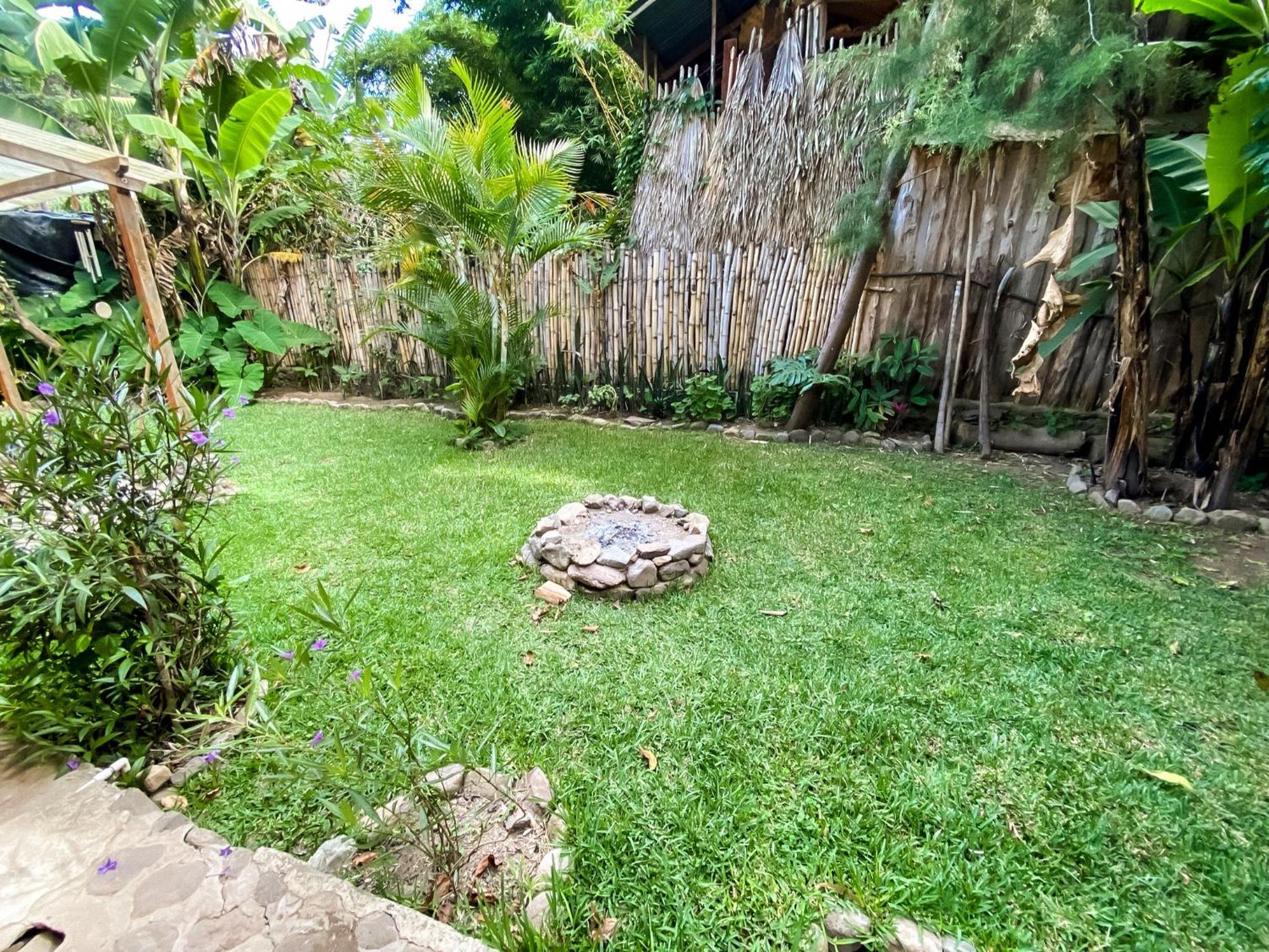 Unicorn Reborn - Peaceful Rentals San Marcos La Laguna Ngoại thất bức ảnh